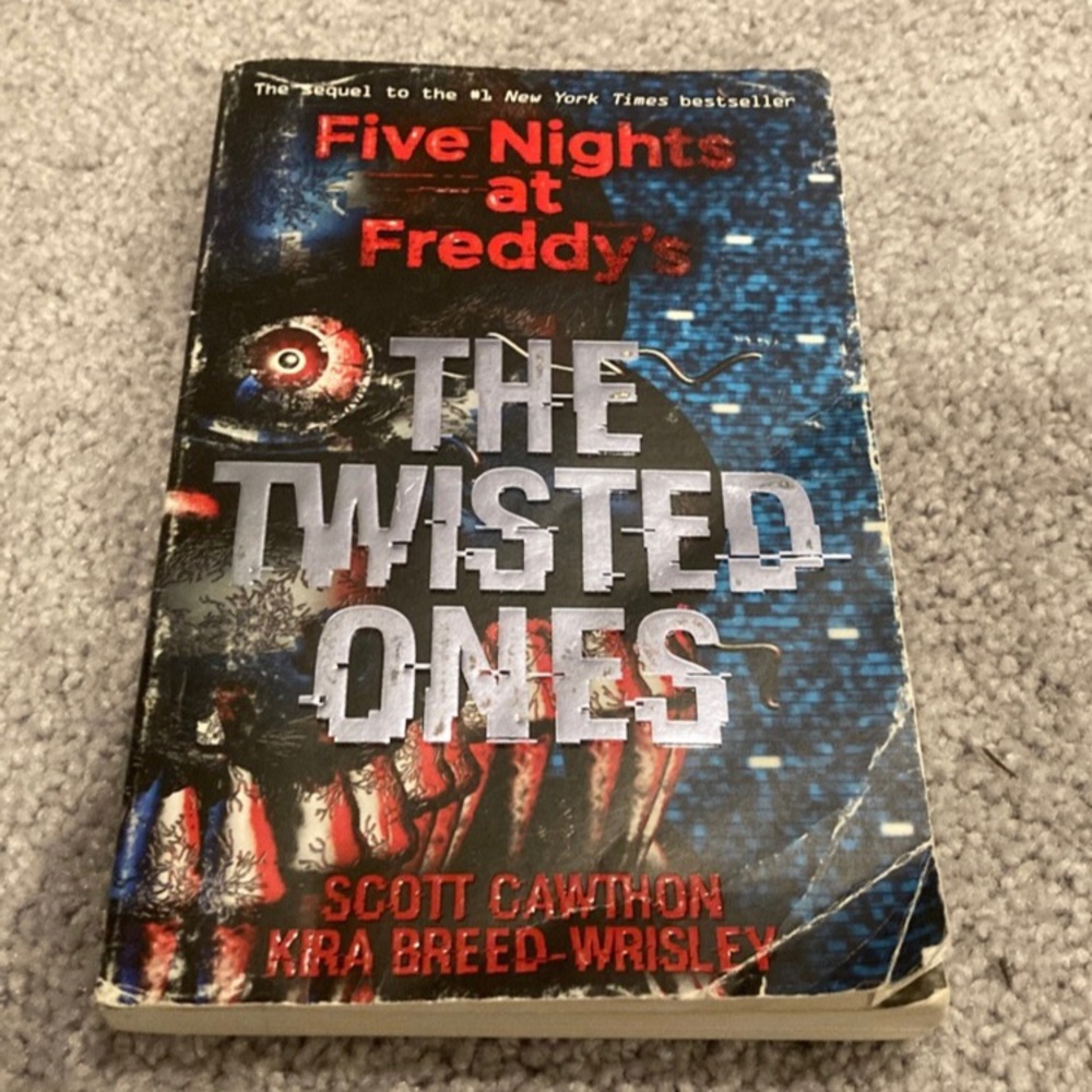 Five Nights at Freddy’s - The Twisted Ones Book